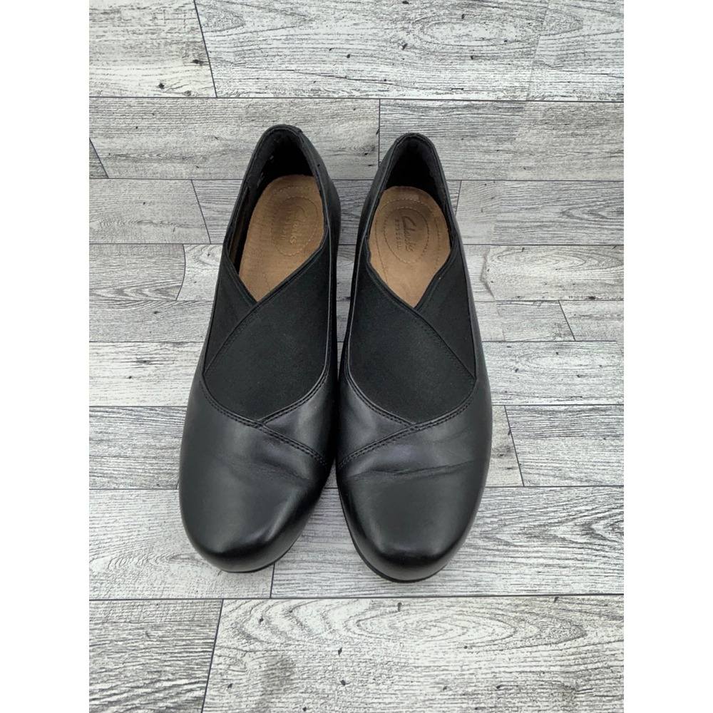 Clarks Artisan Women‎ Black Leather Crossover Elastic Block Heel Pumps Size 8.5M